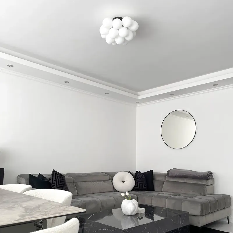 Akciós ár Art Deco mennyezeti lámpa fekete opál üveggel 4 lámpás - Uvas