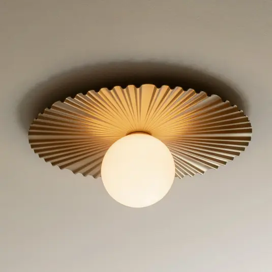 Nuura Liila Muuse fali lámpa, Ø 42 cm, IP44, arany/opál Utolsó esély
