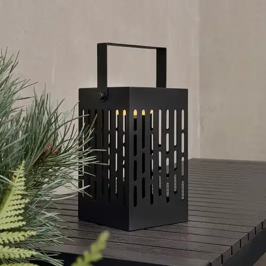 Exkluzív ajánlat Dyberg Larsen Luma LED-es napelemes lámpa, fekete, 20 cm, IP44