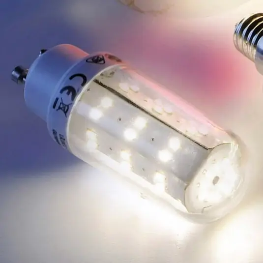 Vedd meg most GU10 4W LED lámpa, cső alakú, átlátszó 69 LED-del