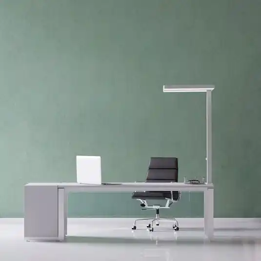 Szuper ajánlat LED asztali világítás MAULjaval, ezüst, 120 cm, dimmelhető, bilincses lábazat