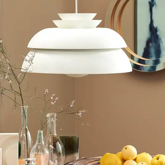 Újdonság FRITZ HANSEN Concert P3 függőlámpa fehér Ø 55 cm