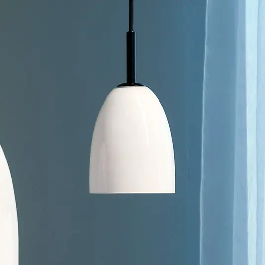 Dyberg Larsen Jazz függesztéklámpa opál/fekete 18 cm Árcsökkenés