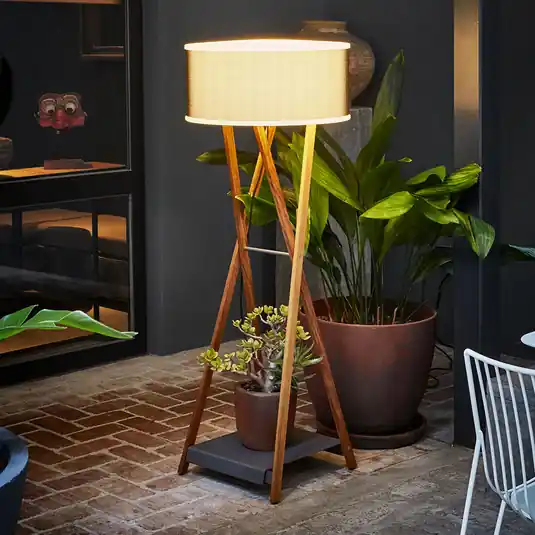 MARSET Cala 140 állólámpa, IP65, iroko/barna Gyors szállítás