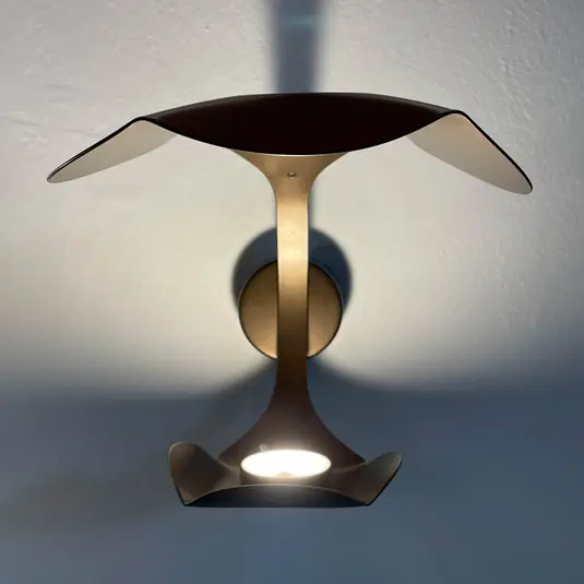 Knikerboker Le Gigine LED falilámpa, kávé Nézd meg most