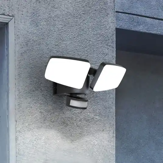LED napelemes kültéri fali lámpa Duplex, 2-lámpás, sarokbeépítéssel Különleges ajánlat