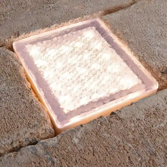 LED padlósüllyesztett lámpa Tabit, 10 x 10 cm, járható Utolsó esély