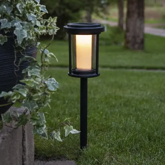 LED-es napelemes földi tüskés lámpa Alippa, fekete, magasság 44 cm fém Végkiárusítás