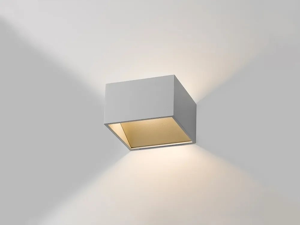 LED2 4100131 LED fali lámpa WALL Q 6W 3000K Akció